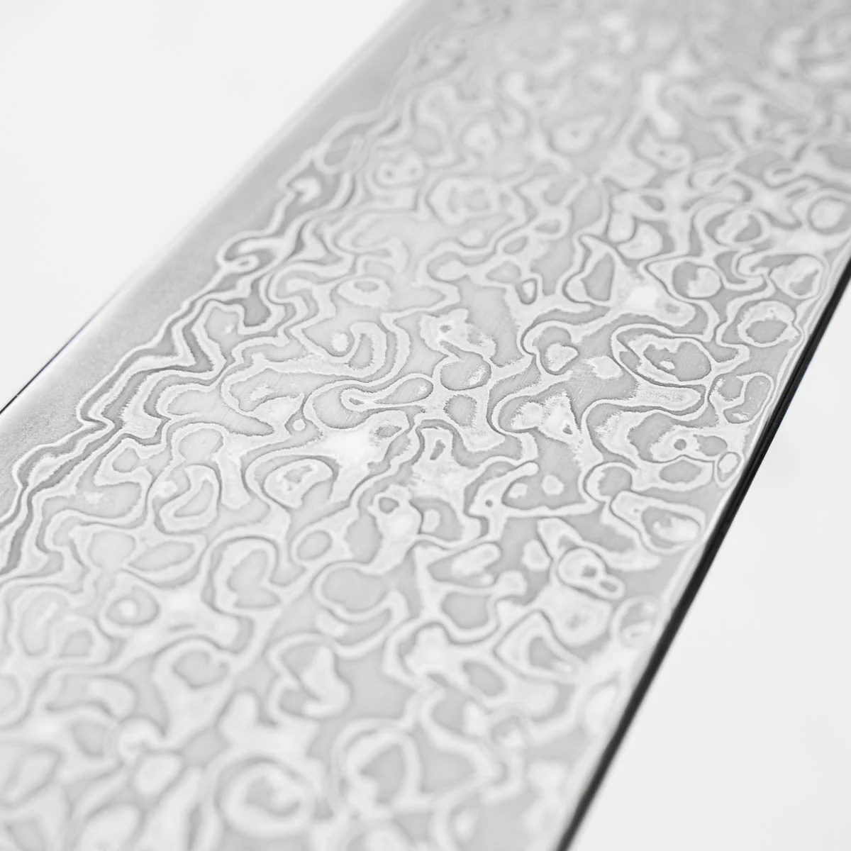 Hatsukokoro Hikari SLD Damascus Kurozome Kiritsuke 205mm - Bubinga - Image 6