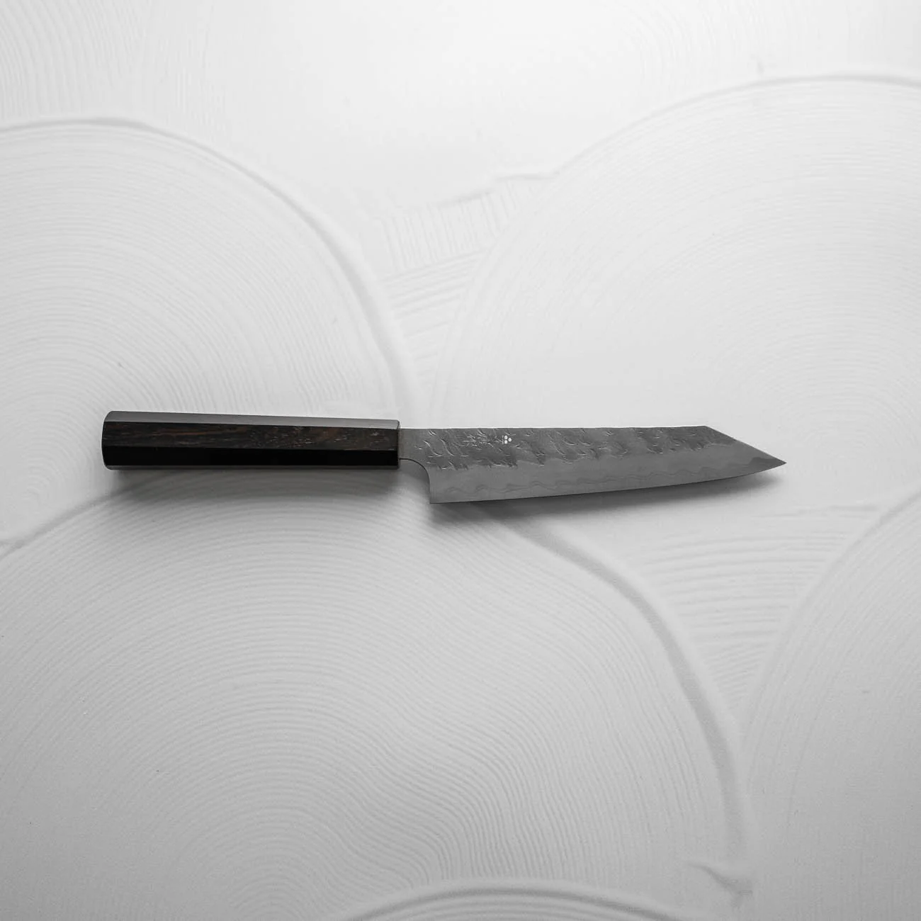 Nigara Hamono Blue Super Tsuchime Kiritsuke Petty 150mm - Ebony - Image 5