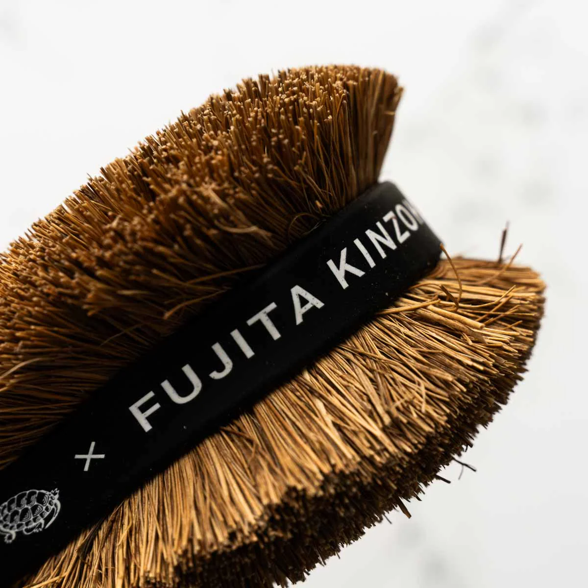 Fujita Kinzoku - Palm Fibre Scrubbing Brush - Image 2